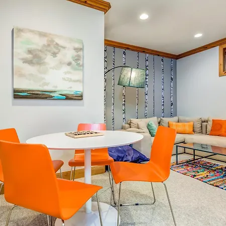 1226 Lowell